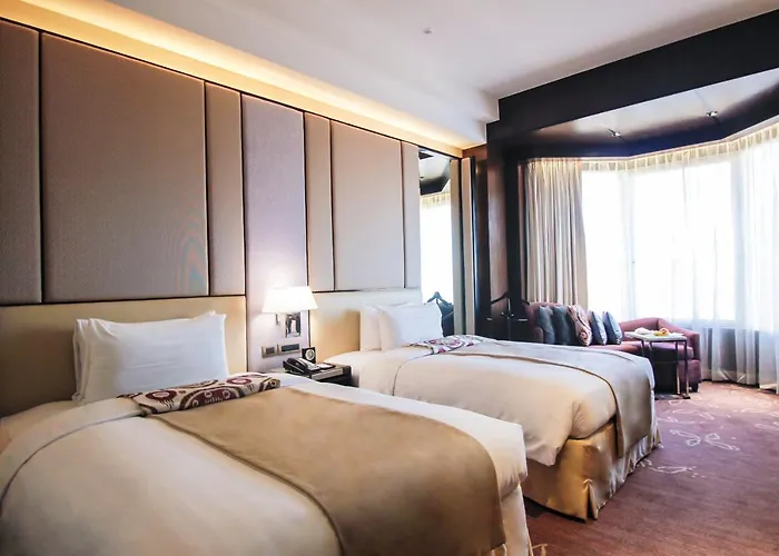 Club Twin Room