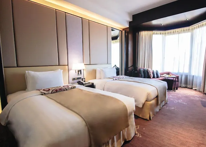 Club Twin Room